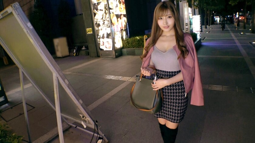 【最強SSS級】21歳【別格の可愛さ】あかりちゃん参上！見惚れるほどの可愛さを持つ彼女の応募理由は『濃厚？そんなエッチがしたくて…♪ 組んず解れつ？♪』可愛さと色気を兼ね備えた【猛烈美女】オナニーだけでマ◯コ超びしょ濡れ！『愛液…出ちゃいましたね…♪』いつでも準備OK！【濃厚SEX】開始！ヤリに来た美女はとにかく積極的！『パンツごしはダメ♪直接おマ◯コ舐めて♪』そんなこと言っちゃうのか〜♪もの凄いフェラテク&騎乗位での腰振りは必見！『お願い、首絞めてイカせてぇ〜』濃厚を通り越した【ド変態SEX】こんな美女のSEX見れるなんて、、、貴重な時間を貴方に。。。